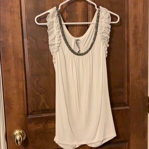 Long beaded trim tank